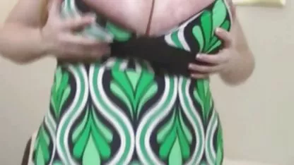 Delicia chupa maduras mexicanas con jovenes la polla y se traga semen