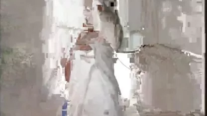El chico se llevó a la niña en la calle, y ofreciendo a frotar su espalda, fácilmente xvideos pelicula mexicana seducido a la belleza