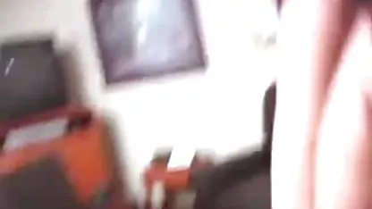 Una bonita mujer de negro llega a un médico para un examen, un examen completo y caseros xxx mexicanas minucioso examen es necesario