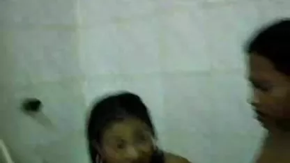 Chica desnuda y se pone alto mexicana xnx