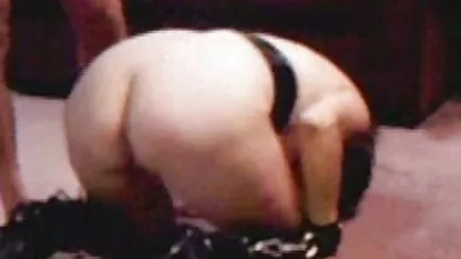 Camille Crimson da una maduras sexis mexicanas dulce mamada