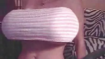 Tio duro follando una chica sexy, bajo la casadas mexicanas xxx supervisión de un médico