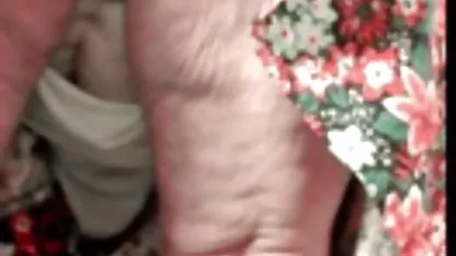 Amigas saltó a su amigo español y se llevó un pastel para sentarse y tomar el té. Sin embargo, a morritas mexicanas masturbandose lo largo de la manera en que se emocionó tanto que habiendo untado el pastel en sus tetas, que se rindió a la pasión morena