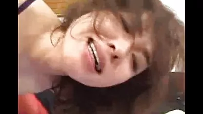 Joven morena sexo gordas mexicanas se acaricia el culo delante de la webcam