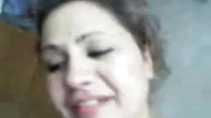 Zorra caliente digitación polla con sus manos xxx mexicanas nalgonas suaves