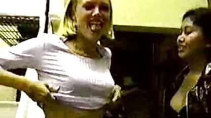 Buen videos sw mexicanos sexo anal en la cama grande