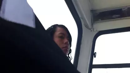 Joven zorra de Tanya chupa una polla gorda mujeres mexicanas cojelonas