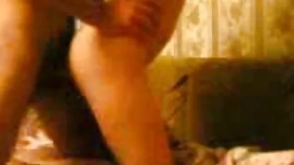 Teen babe con xxx mexicanas masturbandose cool tetas y el tatuaje en el culo es follada en casting
