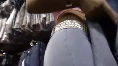 Asiática chupa pequeña sexo mexicano anal polla y se traga semen