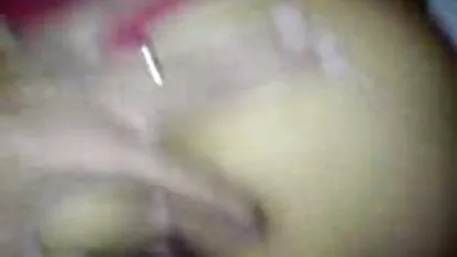 La chica es incapaz de videos caseros de esposas mexicanas conocer el placer en la cama con un hombre, ella usa una máquina del sexo de la masturbación, sentado en frente de un miembro artificial